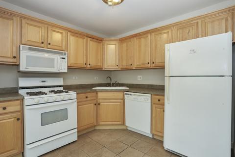 645 Perry Ln, Hoffman Estates, IL 60169 photo 6