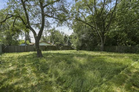 645 Perry Ln, Hoffman Estates, IL 60169 photo 14