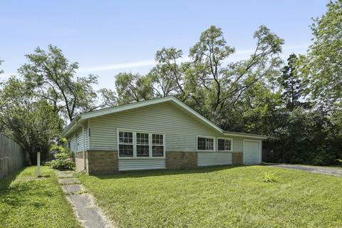 645 Perry Ln, Hoffman Estates, IL 60169 photo 2