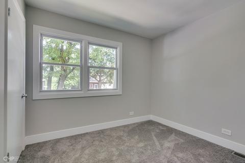 261 E Quincy St, Riverside, IL 60546 photo 24