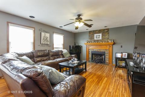 4504 W Riverside Dr, Plainfield, IL 60586 photo 9