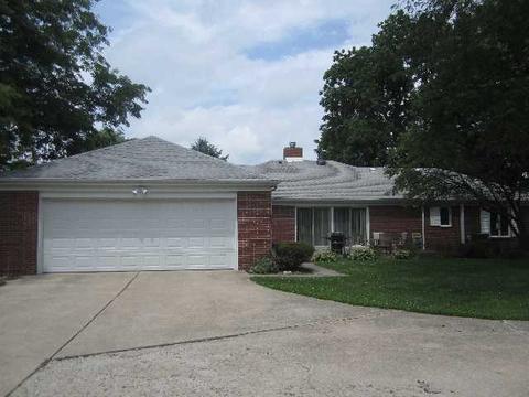 330 E Iroquois St, Sheldon, IL 60966 photo 3