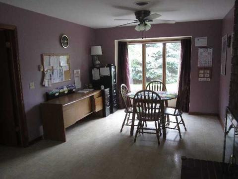 330 E Iroquois St, Sheldon, IL 60966 photo 7