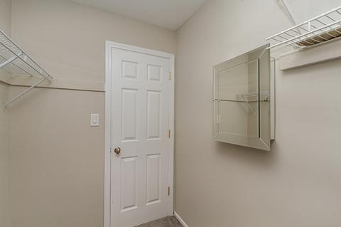 1500 Robin Cir #403, Hoffman Estates, IL 60169 photo 19