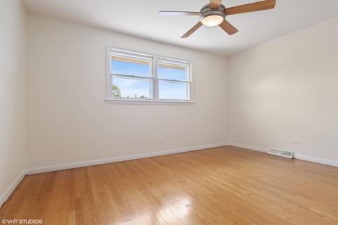 7532 S Octavia Ave, Bridgeview, IL 60455 photo 8