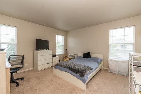 2600 Pondview Dr, Algonquin, IL 60102 photo 10