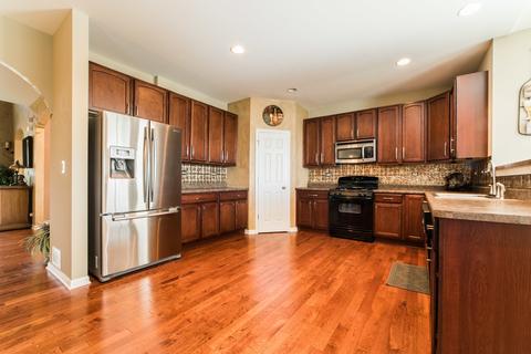 3311 Chase Ln, Elgin, IL 60124 photo 12