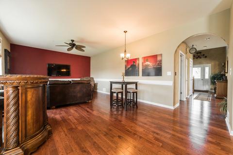 3311 Chase Ln, Elgin, IL 60124 photo 15