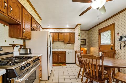 2832 192nd Pl, Lansing, IL 60438 photo 4