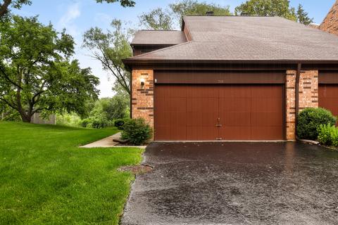 311 Shadow Bend Dr, Wheeling, IL 60090 photo 2