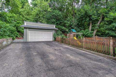 612 E Chicago St, Elgin, IL 60120 photo 8