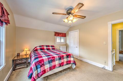 612 E Chicago St, Elgin, IL 60120 photo 24
