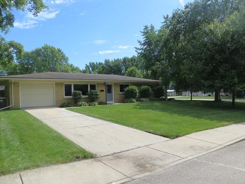 3 Hampton Rd, Montgomery, IL 60538 photo 1