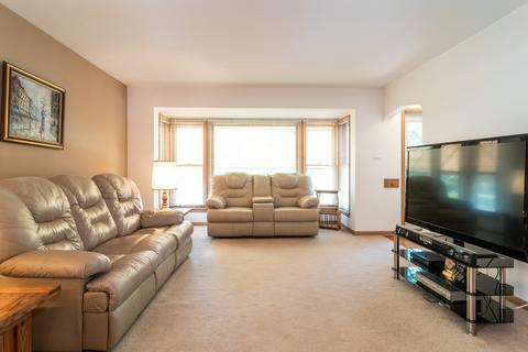 2221 Elizabeth Dr, Broadview, IL 60155 photo 3