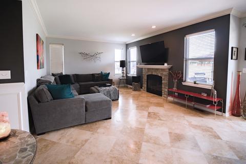 3076 Wickenden Ave, Elgin, IL 60124 photo 9