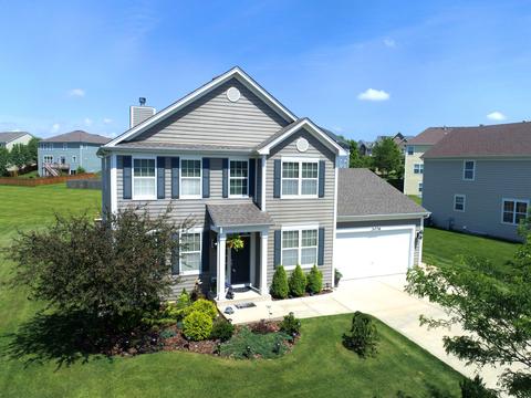 3076 Wickenden Ave, Elgin, IL 60124 photo 1