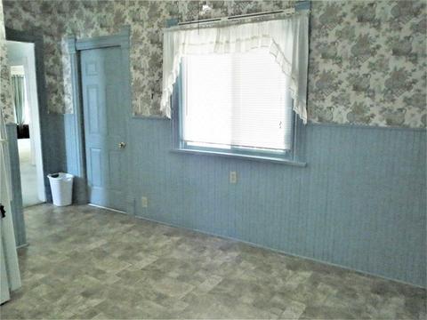 321 E 4th St, Dixon, IL 61021 photo 14