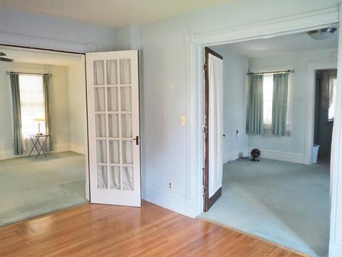 321 E 4th St, Dixon, IL 61021 photo 7