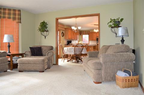 2407 Interlocken Dr, Bloomington, IL 61704 photo 23