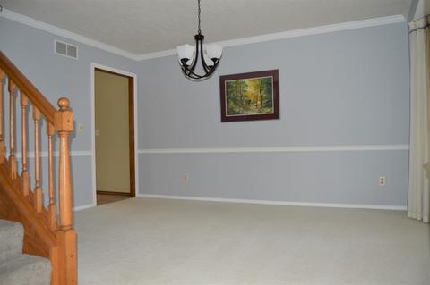 2407 Interlocken Dr, Bloomington, IL 61704 photo 9