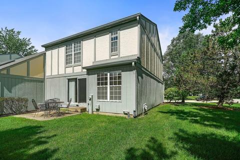 4600 Burnham Dr, Hoffman Estates, IL 60192 photo 17