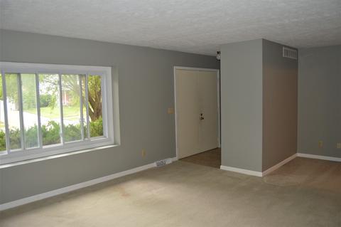 117 S Orr Dr, Normal, IL 61761 photo 3