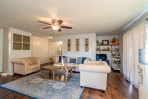 301 S Towanda Ave #D, Normal, IL 61761 photo 3