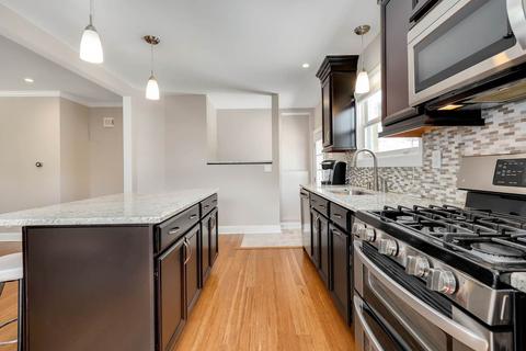 243 Hatlen Ave, Mount Prospect, IL 60056 photo 8