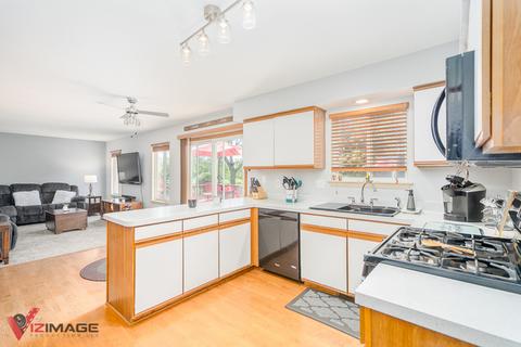 21229 W Covington Dr, Plainfield, IL 60544 photo 4