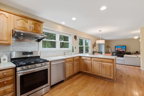 1859 Lisson Rd, Naperville, IL 60565 photo 11
