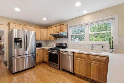 1859 Lisson Rd, Naperville, IL 60565 photo 9