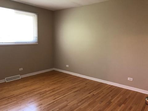 684 Catalpa Ln, Bartlett, IL 60103 photo 7
