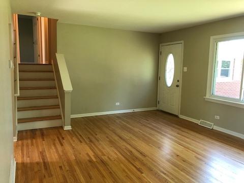 684 Catalpa Ln, Bartlett, IL 60103 photo 4