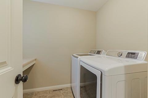 1032 Stags Leap Rd, Normal, IL 61761 photo 19