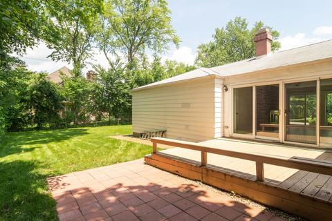 2196 Scott Rd, Northbrook, IL 60062 photo 11