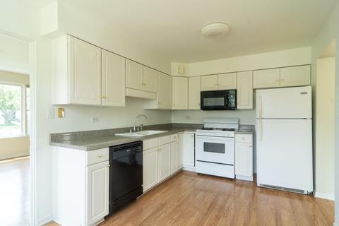 2196 Scott Rd, Northbrook, IL 60062 photo 4
