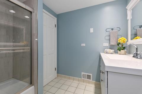 4020 Carousel Dr, Northbrook, IL 60062 photo 18