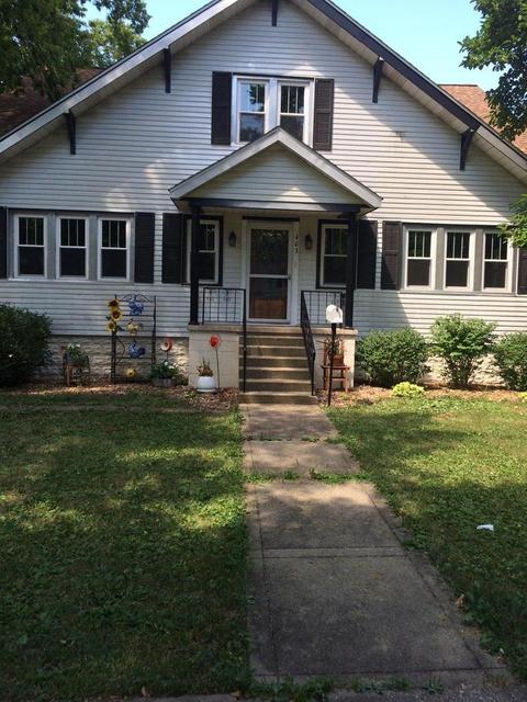 403 E 3rd St, Gilman, IL 60938 photo 2