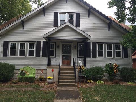 403 E 3rd St, Gilman, IL 60938 photo 1