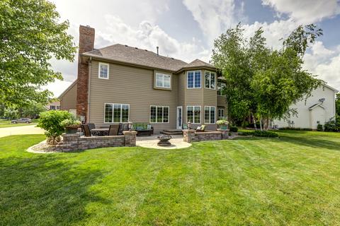 4 Pebblebrook Ct, Bloomington, IL 61705 photo 4