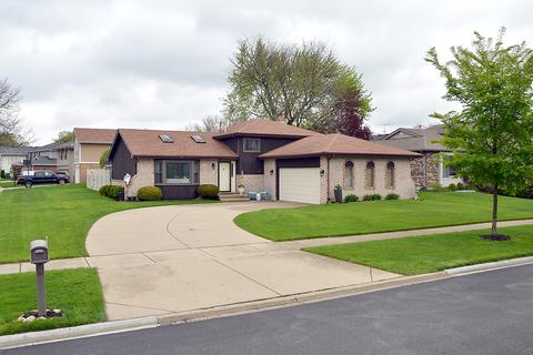 733 Longtree Dr, Wheeling, IL 60090 photo 37