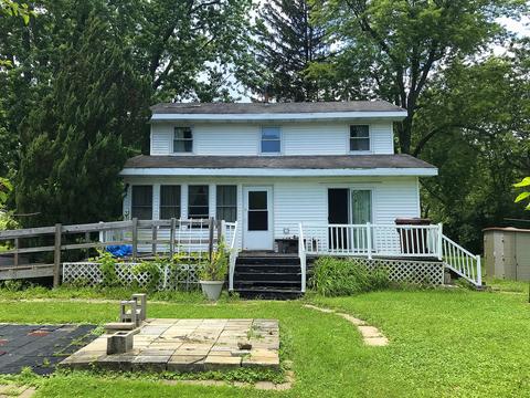 3128 S Wright Rd, Mchenry, IL 60050 photo 2