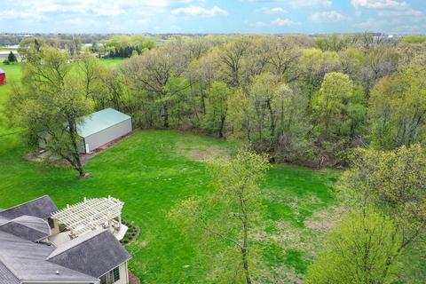 16850 S Lily Cache Rd, Plainfield, IL 60586 photo 5