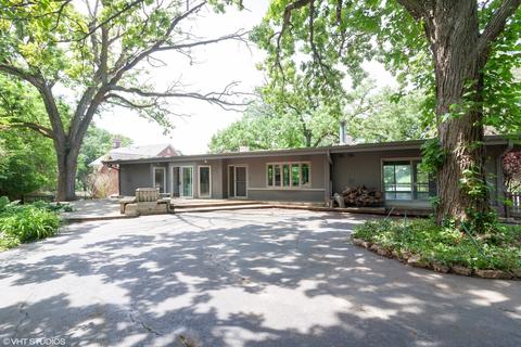 16 W553 Timberlake Dr, Willowbrook, IL 60527 photo 2