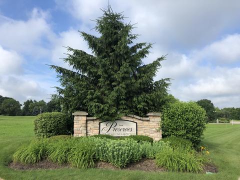 103 Farmstead Ct, Mchenry, IL 60050 photo 4