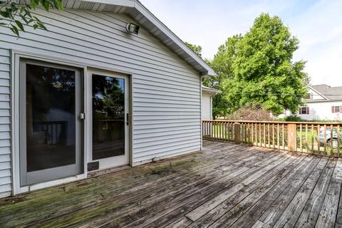 415 E Sangamon St, Rantoul, IL 61866 photo 5