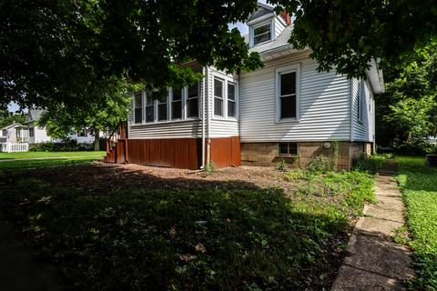 415 E Sangamon St, Rantoul, IL 61866 photo 4