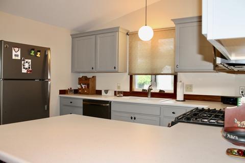 424 5th Ave, Ottawa, IL 61350 photo 3