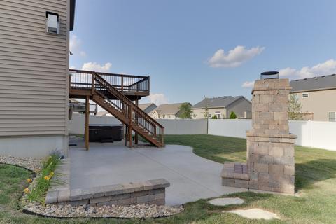 1314 Wicklow Dr, Bloomington, IL 61705 photo 55