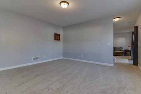 1314 Wicklow Dr, Bloomington, IL 61705 photo 48